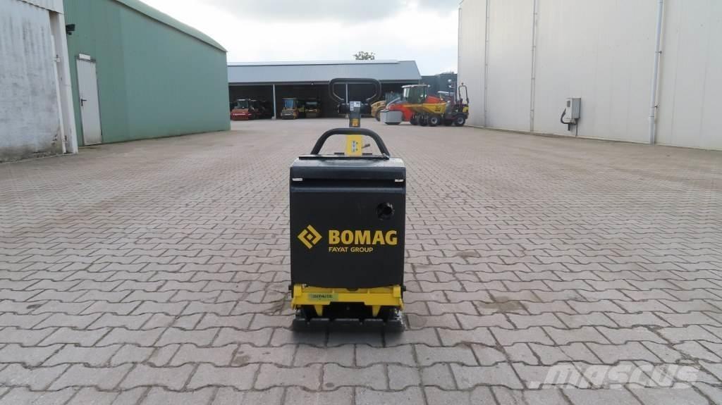 Bomag BPR 35/42D دكاكات أفقية