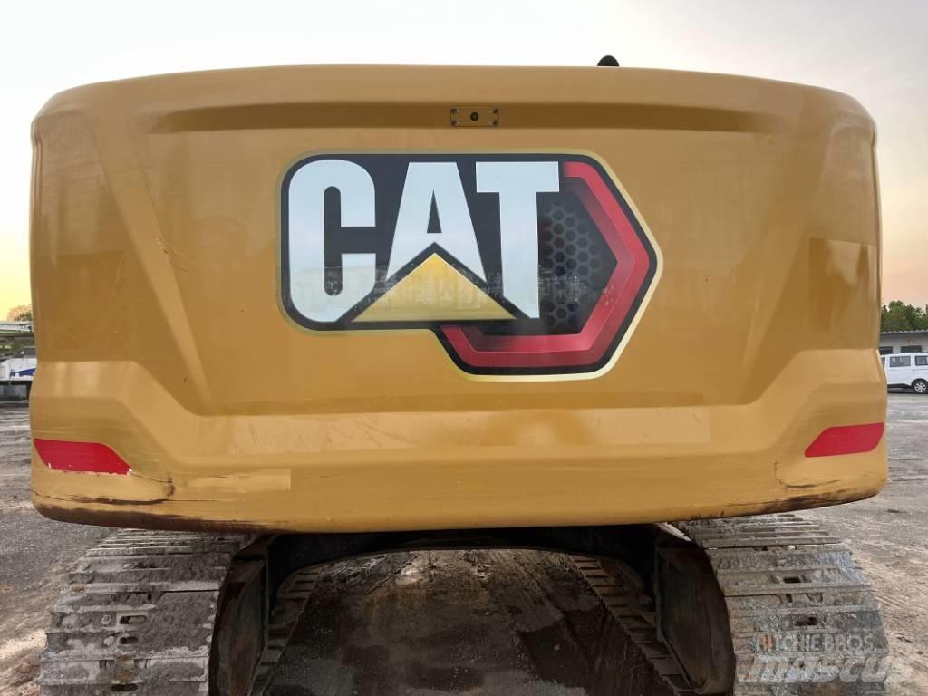 CAT 330 GC حفارات زحافة