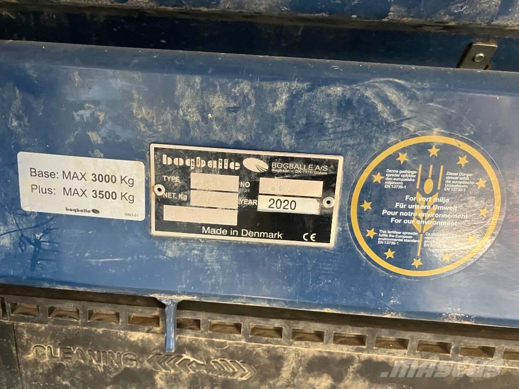 Bogballe M 35 W Plus معدات فرد المواد المعدنية