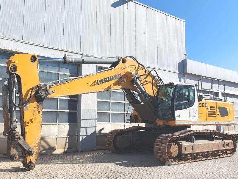 Liebherr R 960 SME حفارات زحافة