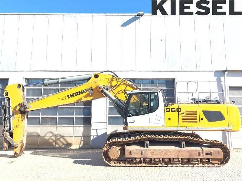 Liebherr R 960 SME حفارات زحافة