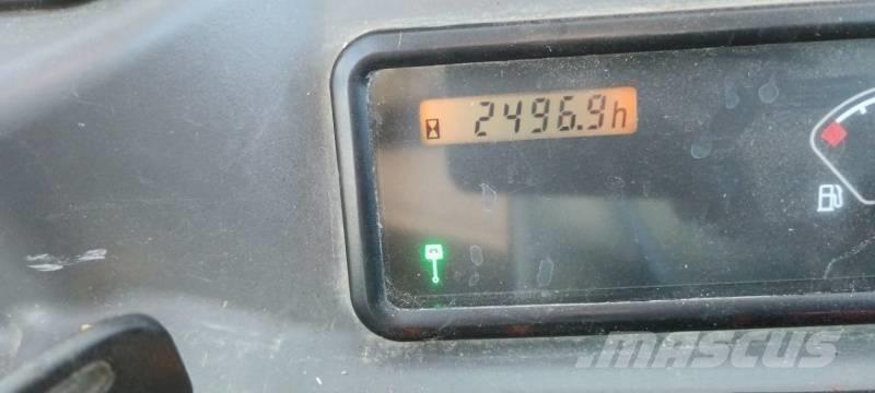 Volvo EC 15 D حفارات صغيرة أقل من 7 طن (حفارات صغيرة)