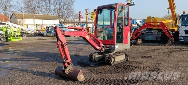 Volvo EC 15 D حفارات صغيرة أقل من 7 طن (حفارات صغيرة)