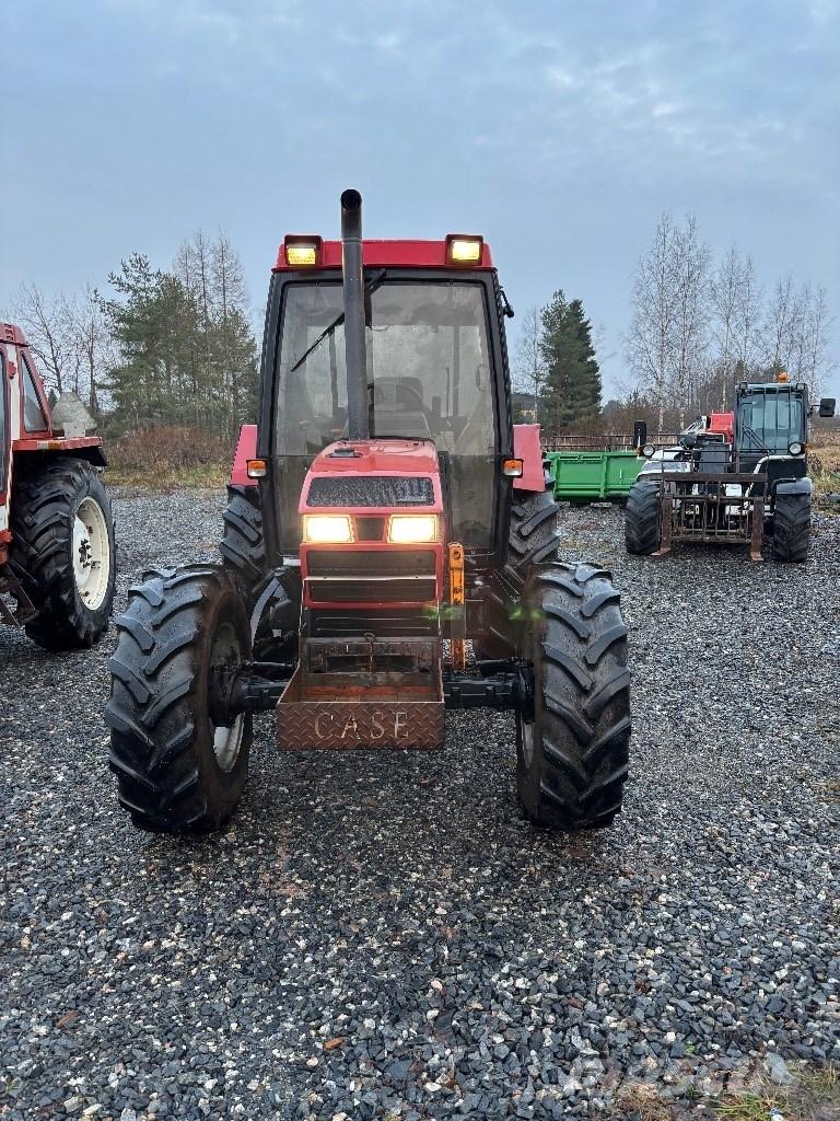 Case IH 4240-4 XL الجرارات