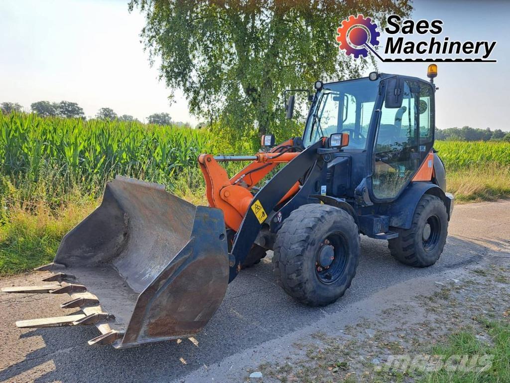 Komatsu WA70-7 لوادر بعجل