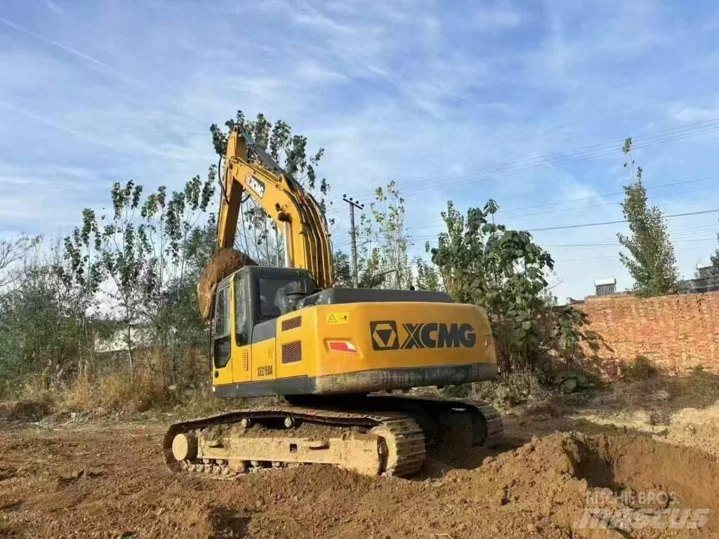 XCMG XE 215 DA حفارات زحافة