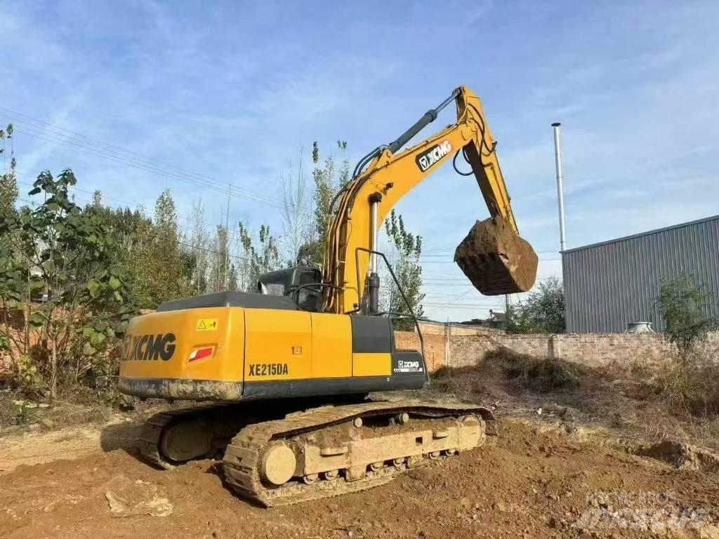 XCMG XE 215 DA حفارات زحافة