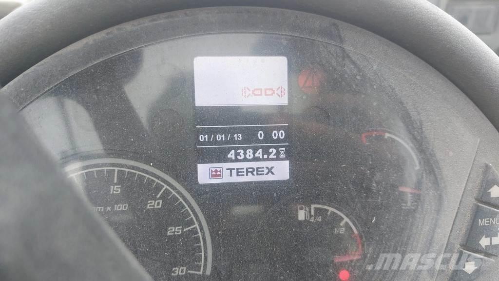 Terex A600 رافعات الطرق الوعرة