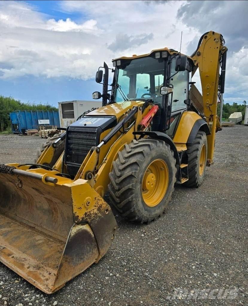 CAT 444F2 لوادر ذات جرافات عكسية
