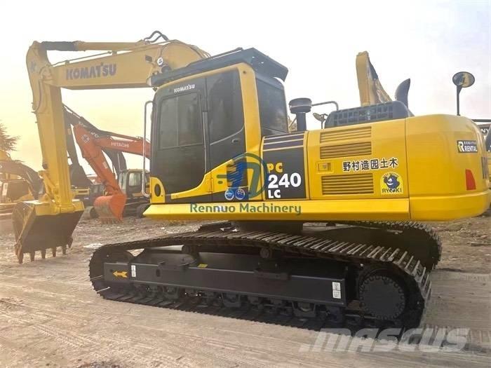 Komatsu PC 240 -8 حفارات زحافة