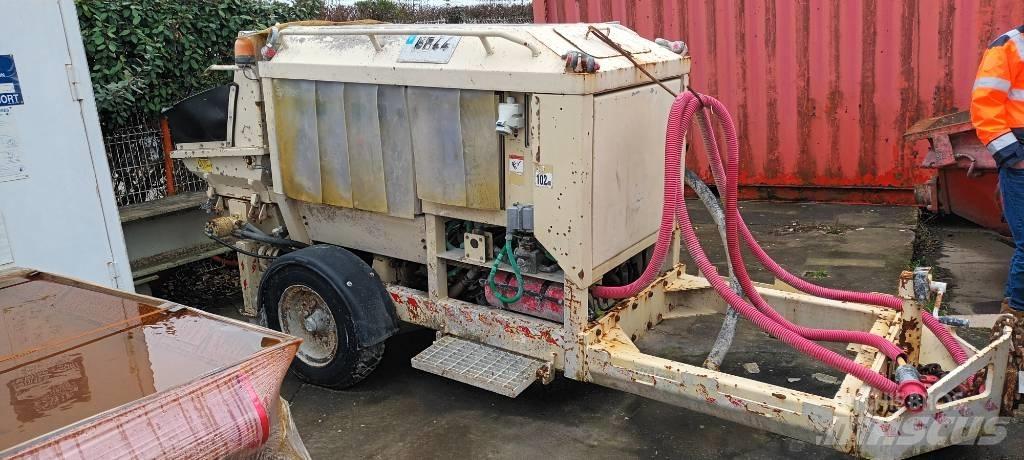 Normet Pompe à béton مضخات خرسانة