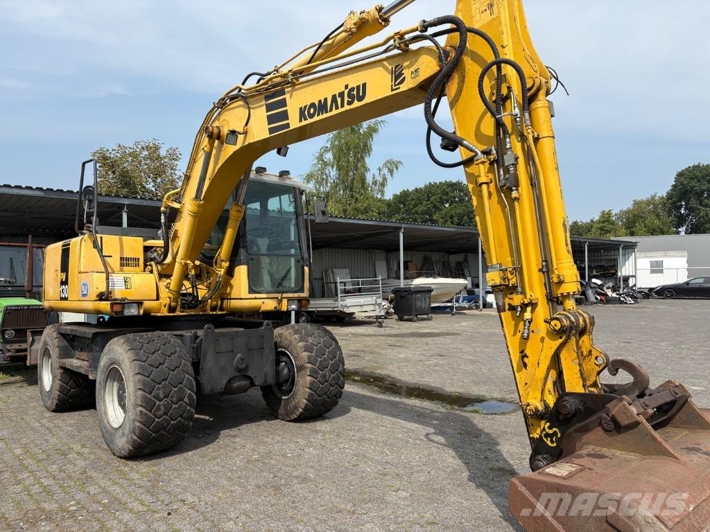 Komatsu PW 130-7K حفارات بعجل