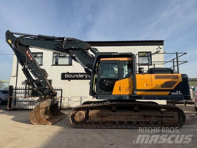 Hyundai HX 300A L حفارات زحافة