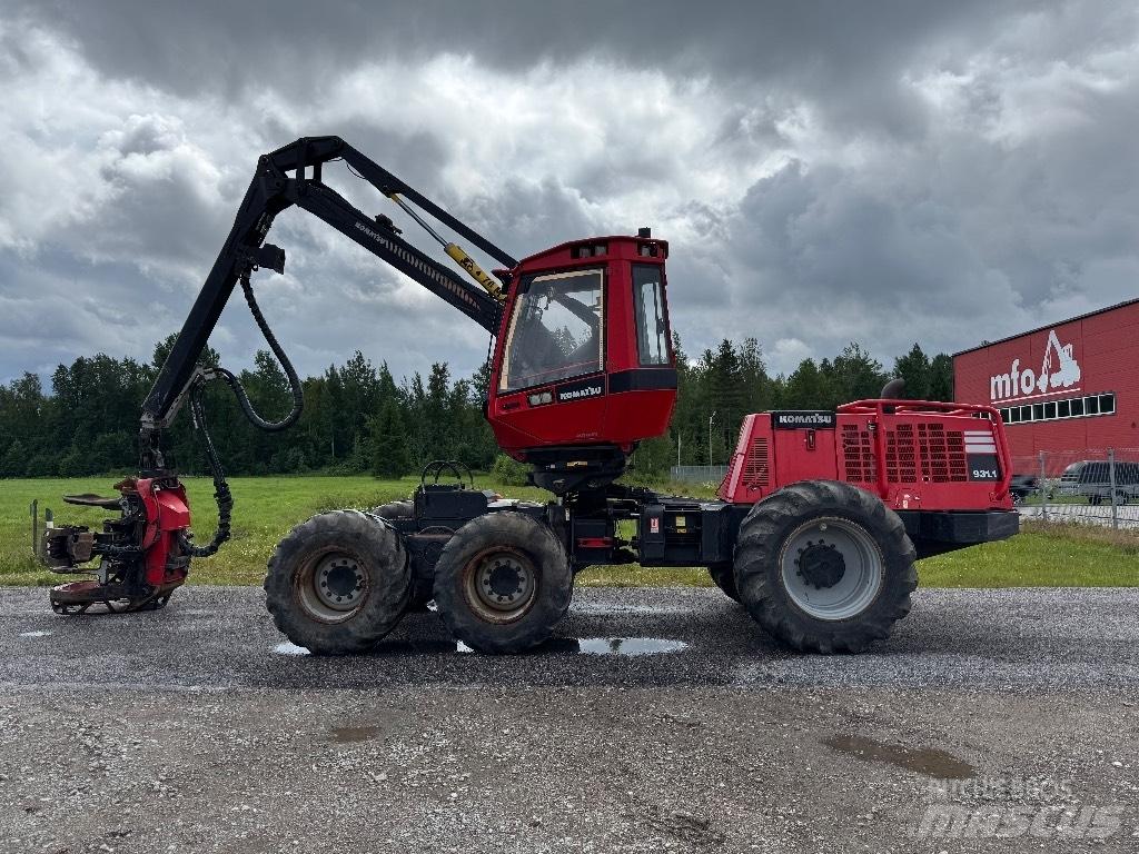 Komatsu 931.1 حصادات
