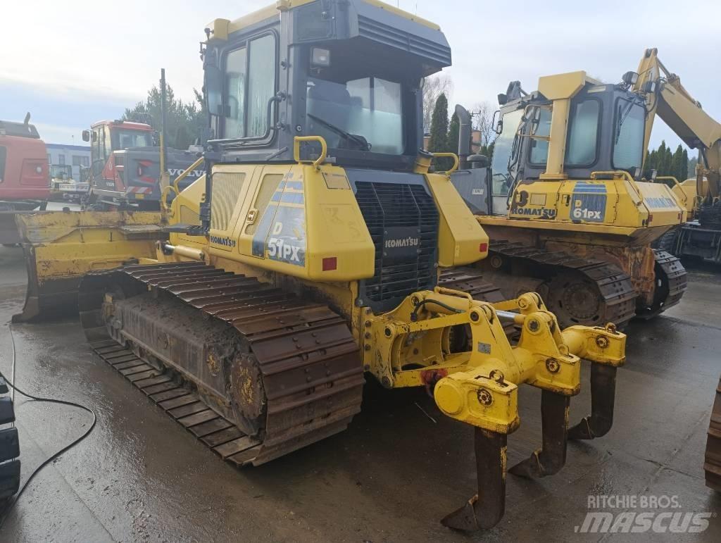 Komatsu D 51 PX-22 بلدوزرات مجنزرة