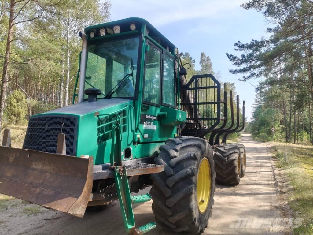 Timberjack 1010D شاحنات