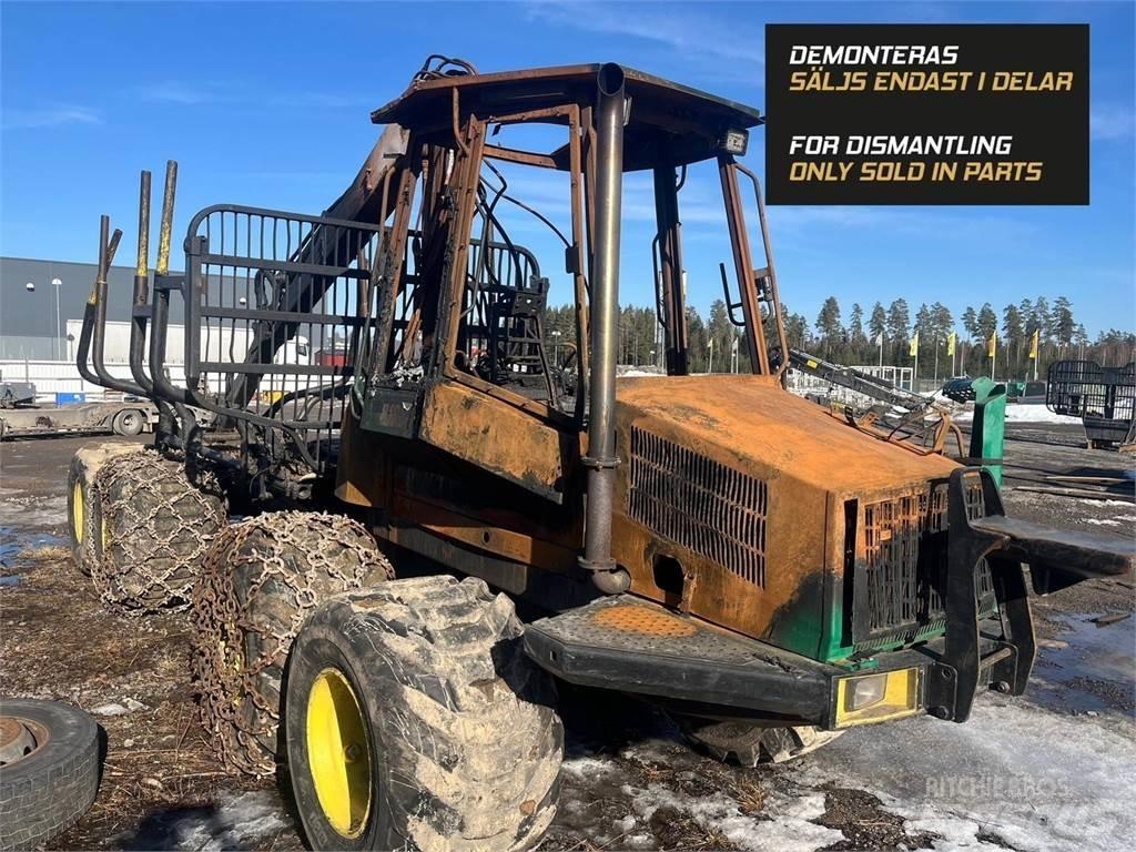 Timberjack 810B شاحنات