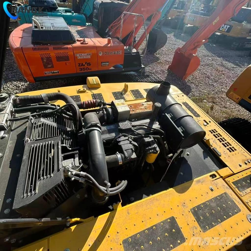 Komatsu PC 360-8MO حفارات زحافة