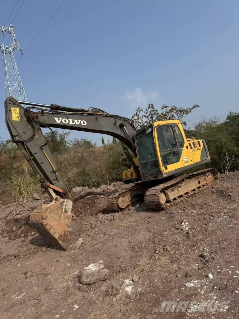 Volvo EC 140 B حفارات زحافة