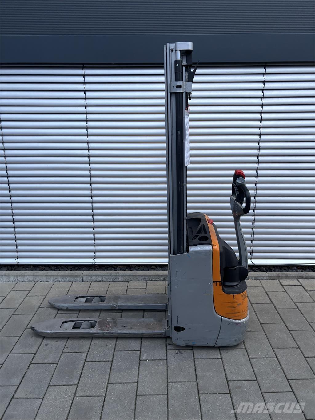 Still EXV 10 شاحنات مناولة ذاتية الدفع