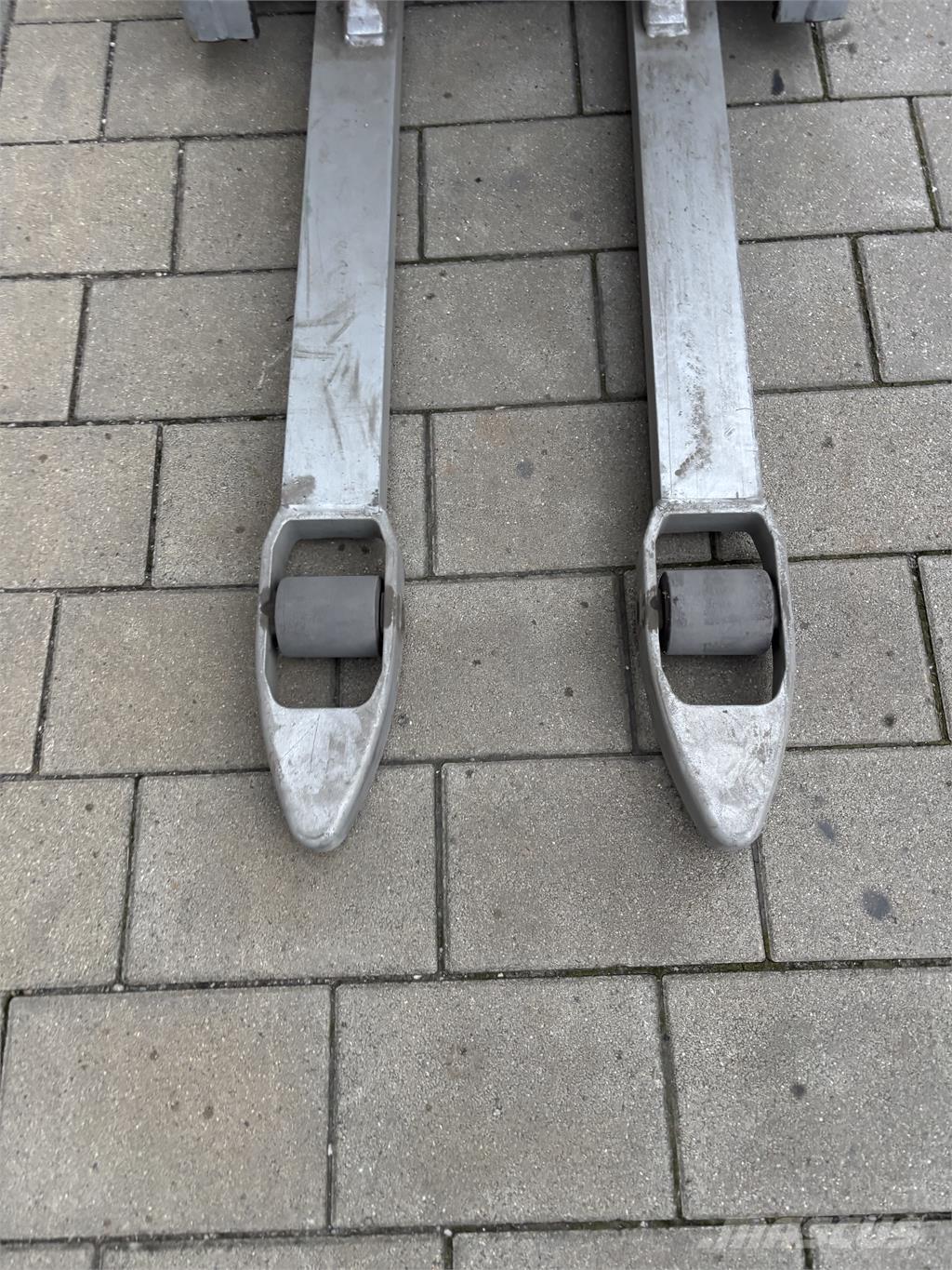 Still EXV 10 شاحنات مناولة ذاتية الدفع