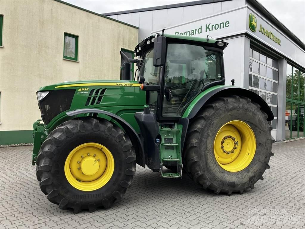 John Deere 6215R الجرارات