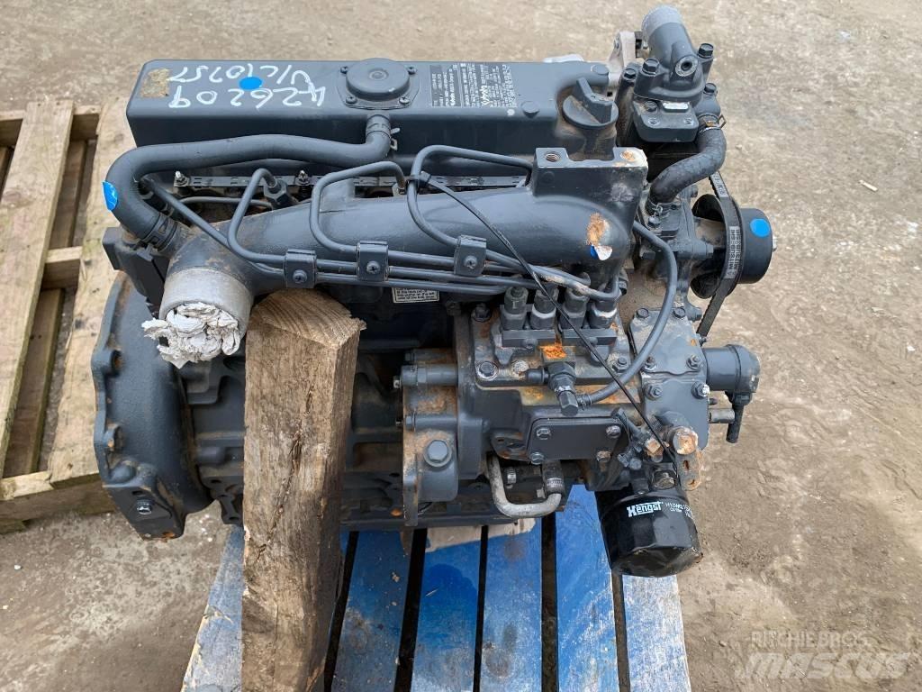 Kubota V 2203 ENGINE محركات