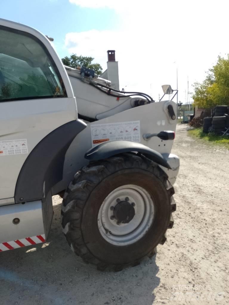 Manitou MT 1440 لوادر ذات جرافات عكسية