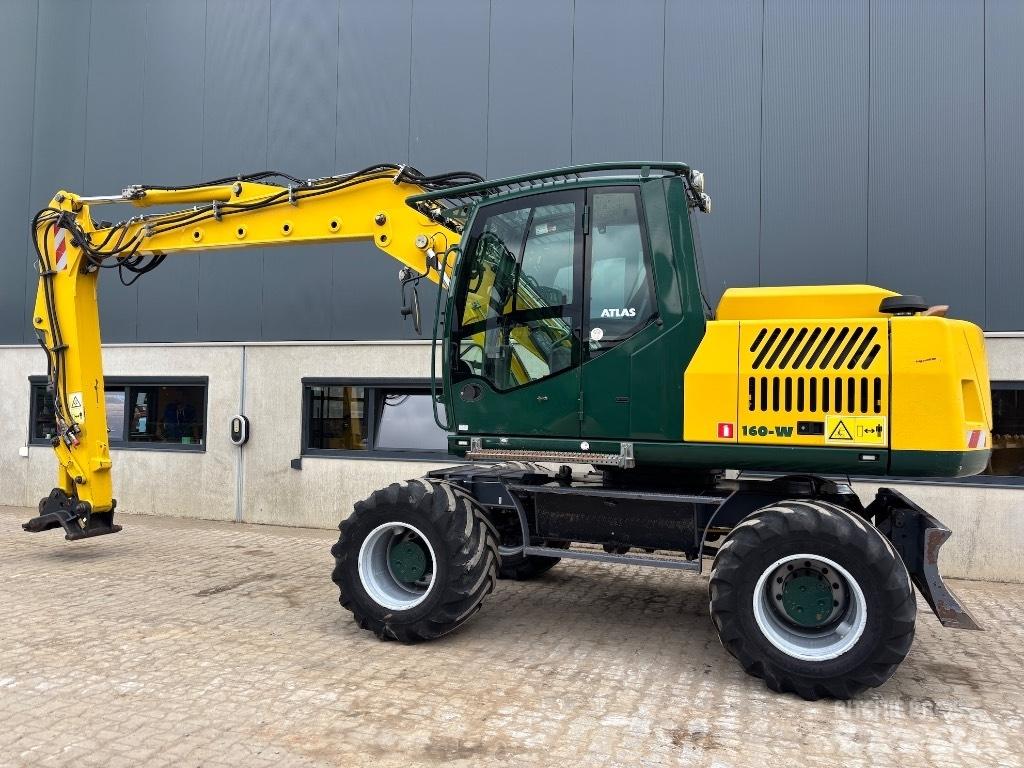 Atlas 160 W - 140 W حفارات بعجل