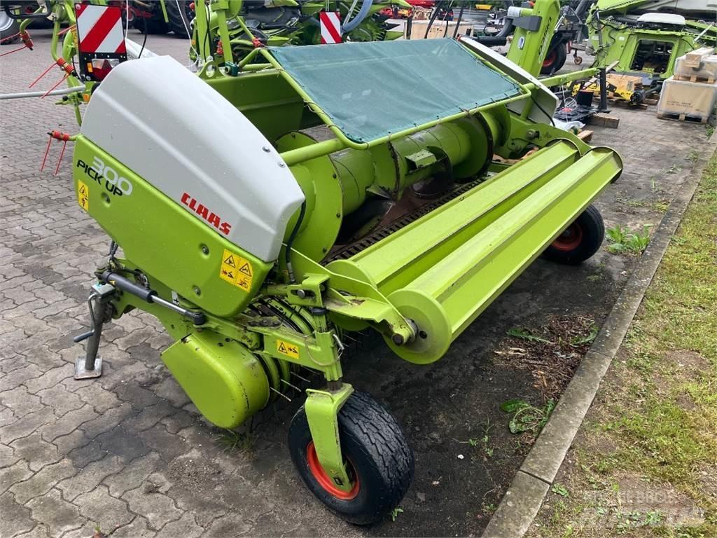 CLAAS Pick Up 300 ملحقات علافات ذاتية الدفع