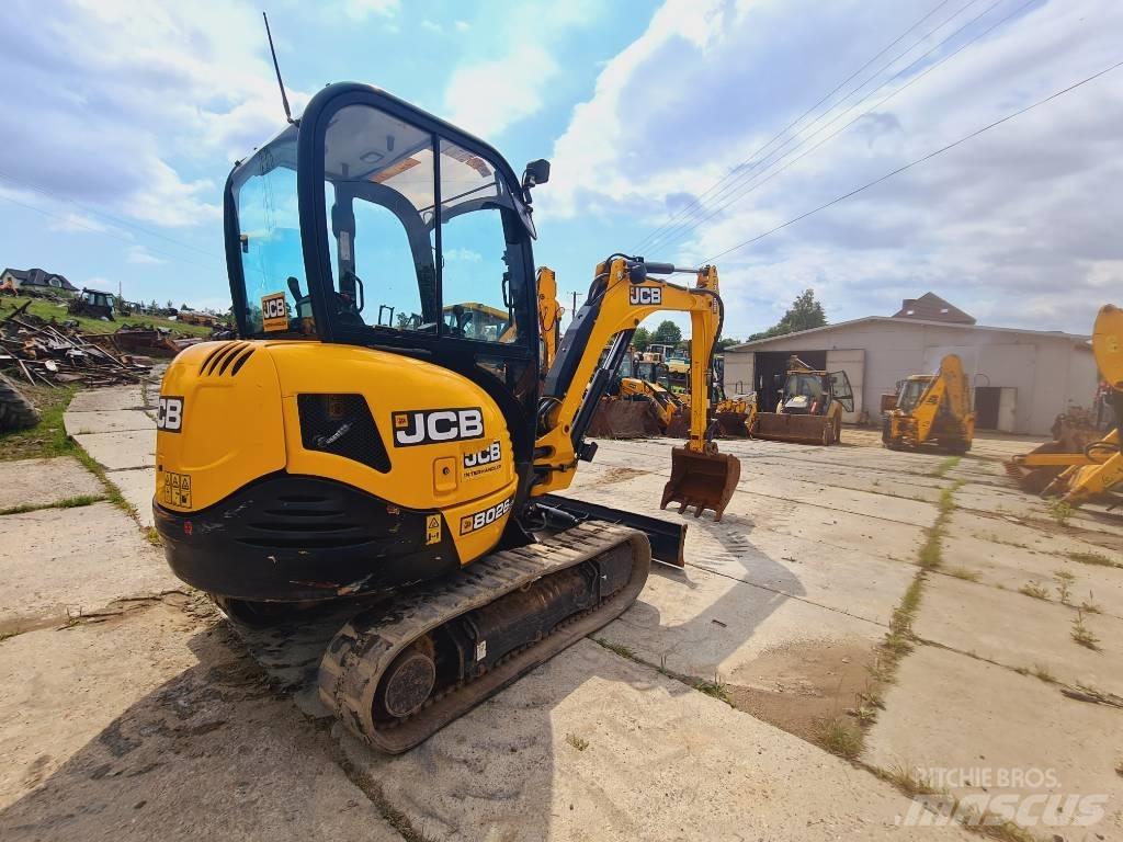 JCB 8026 CTS حفارات صغيرة أقل من 7 طن (حفارات صغيرة)