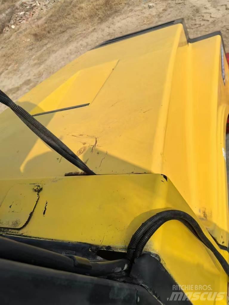 Dynapac 610AC مداحل مزدوجة