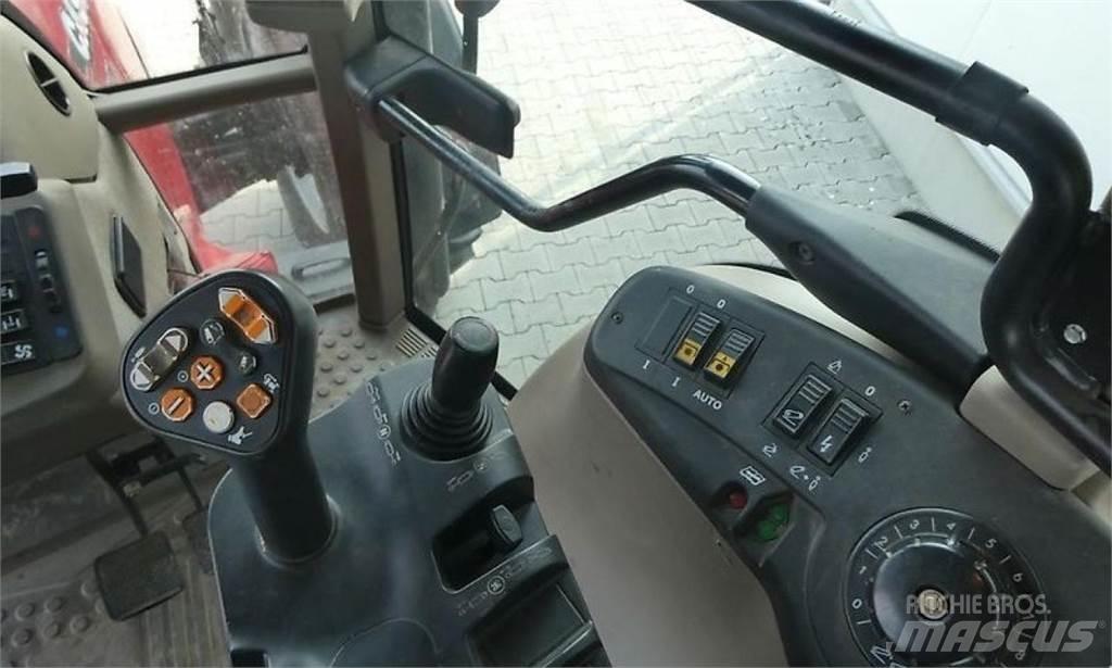 Case IH CVX 175 الجرارات