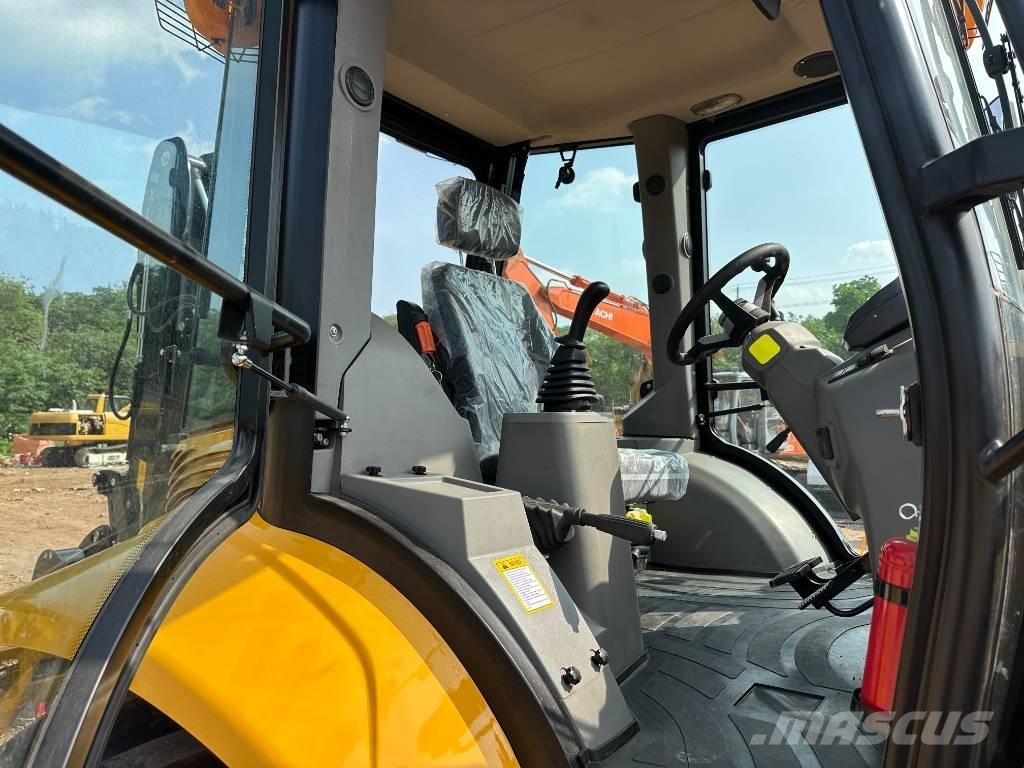 JCB 3CX لوادر ذات جرافات عكسية