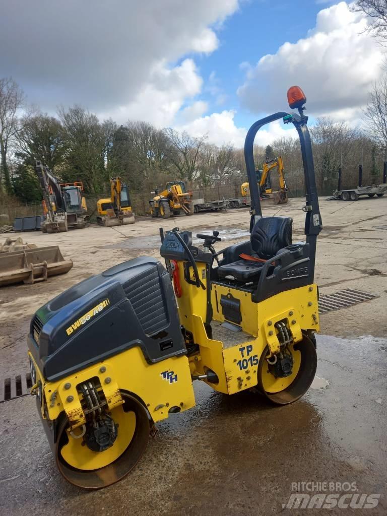 Bomag BW 80 AD-5 مداحل ثنائية الاسطوانة