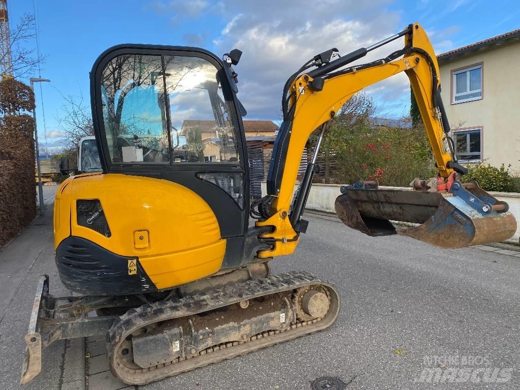 JCB 8026 حفارات صغيرة أقل من 7 طن (حفارات صغيرة)