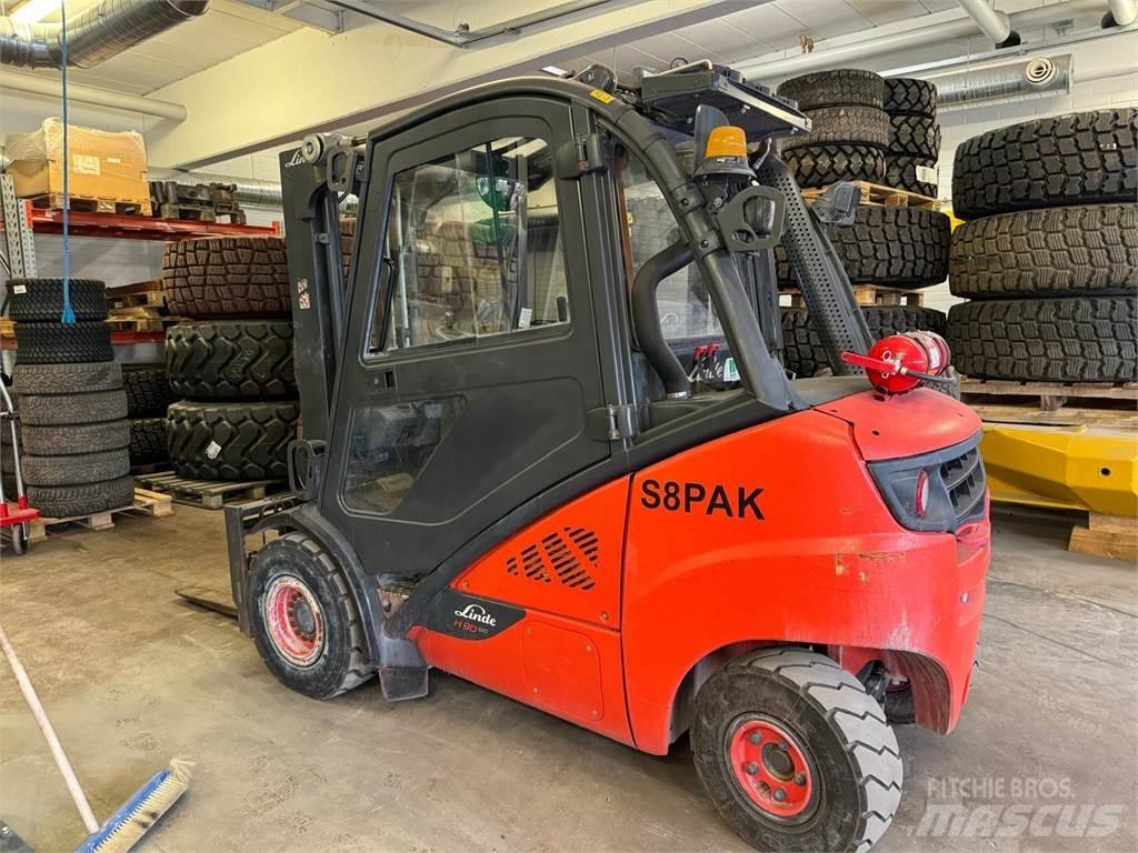 Linde H30D-02 شاحنات الديزل