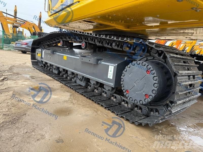 Komatsu PC 220-8 حفارات زحافة