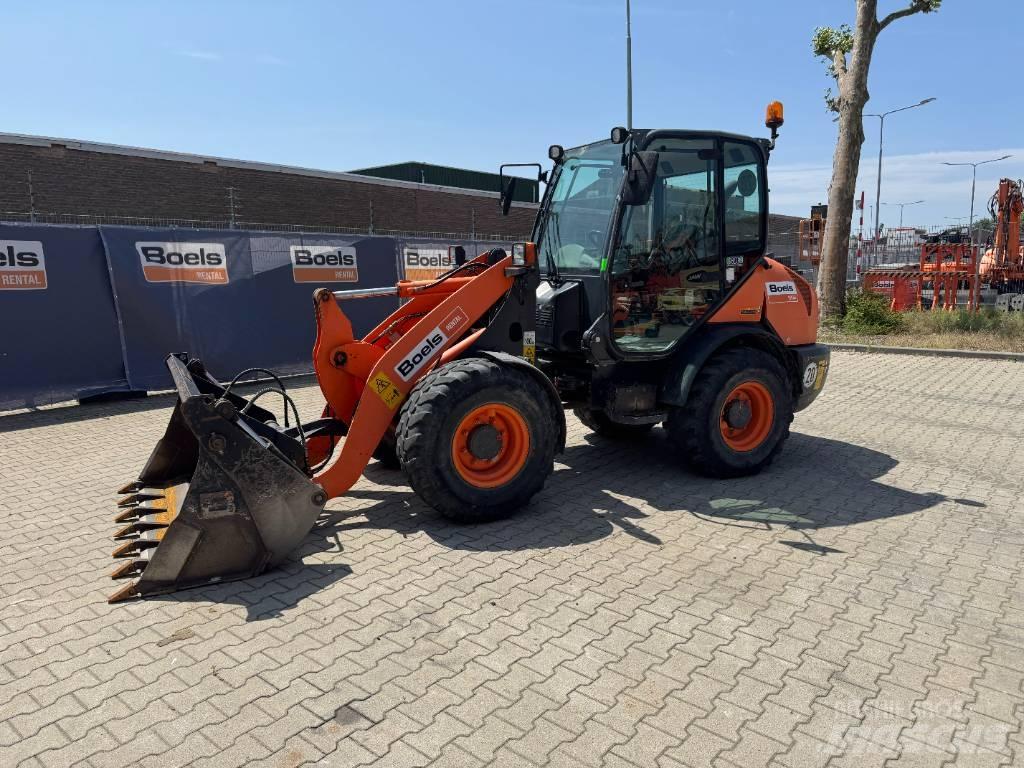 Komatsu WA70-7 لوادر بعجل