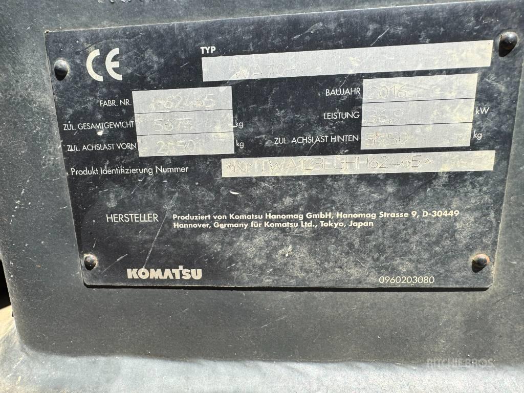 Komatsu WA70-7 لوادر بعجل