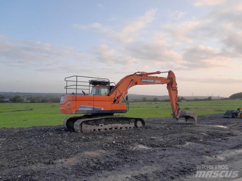 Doosan DX 225 حفارات زحافة