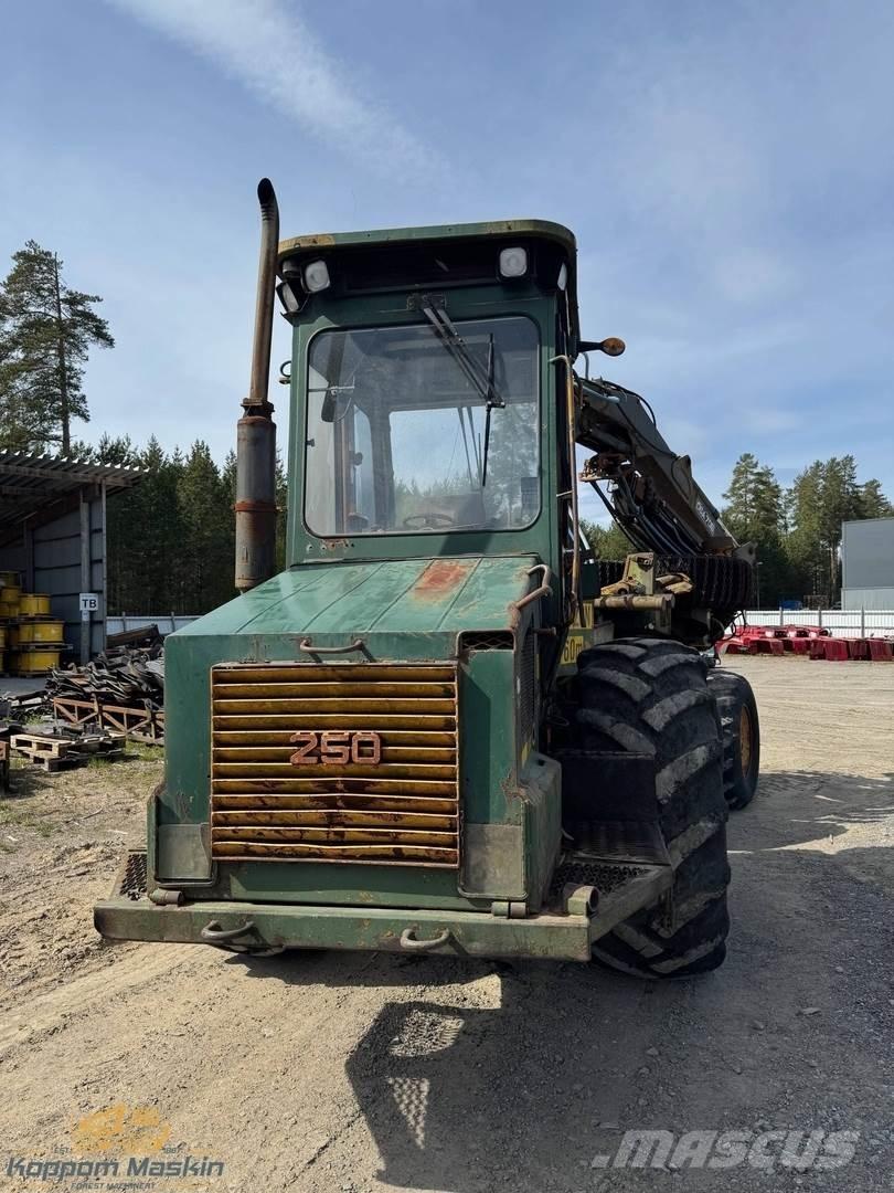 Ösa 250/706 حصادات