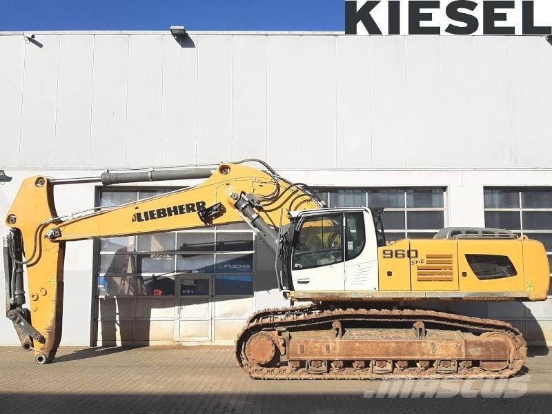 Liebherr R 960 SME حفارات زحافة