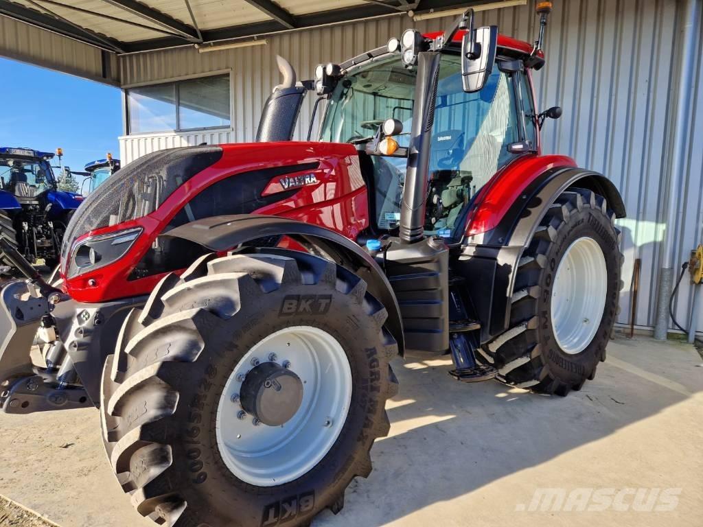 Valtra T 194 الجرارات