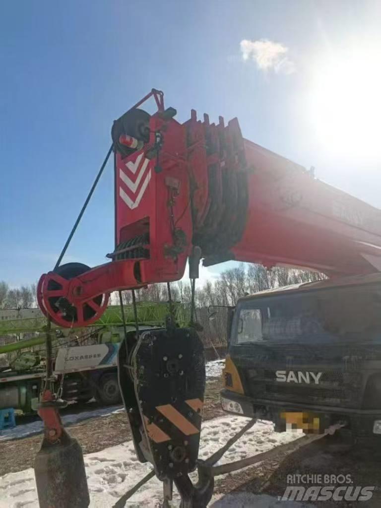 Sany STC 900 رافعات صالحة لكل أنواع الطرق
