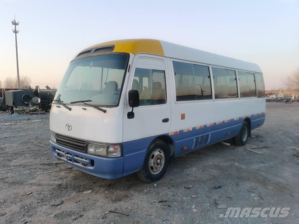 Toyota Coaster Bus حافلة صغيرة