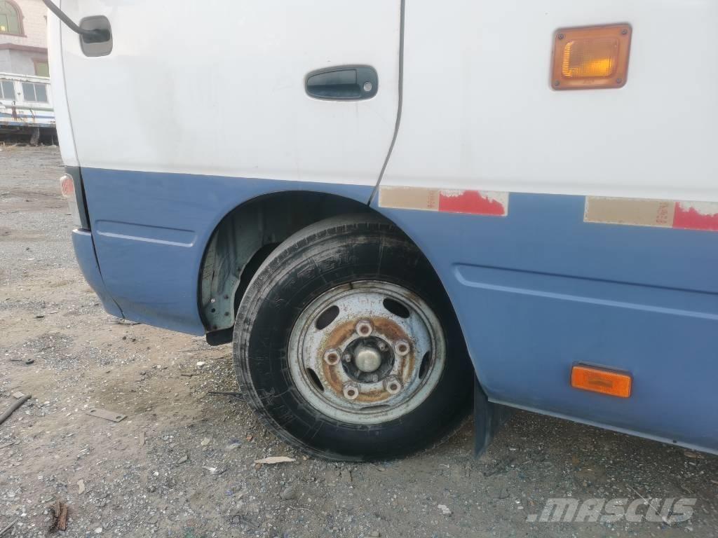 Toyota Coaster Bus حافلة صغيرة