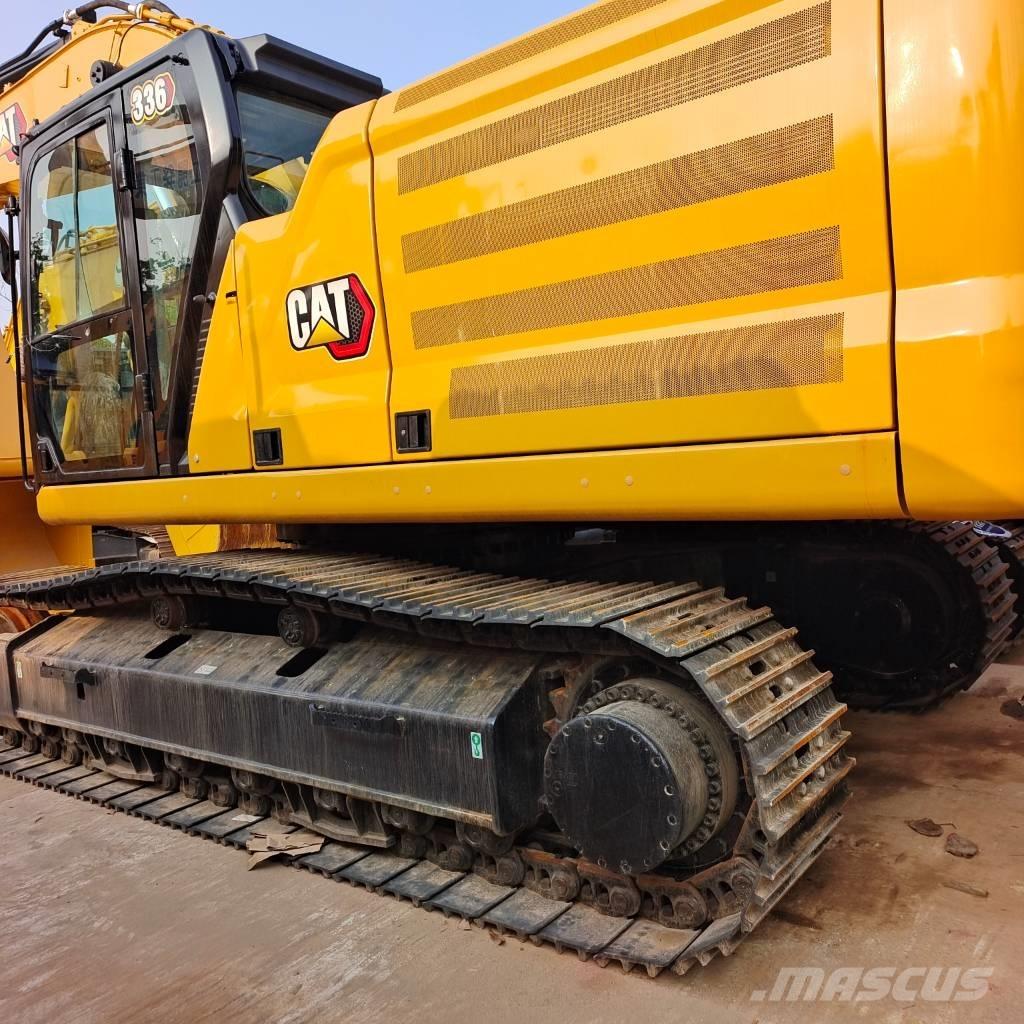 CAT 336 GC حفارات زحافة