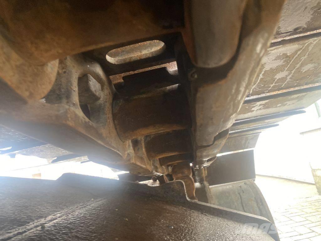 Hitachi ZX 350 LC-5B حفارات زحافة