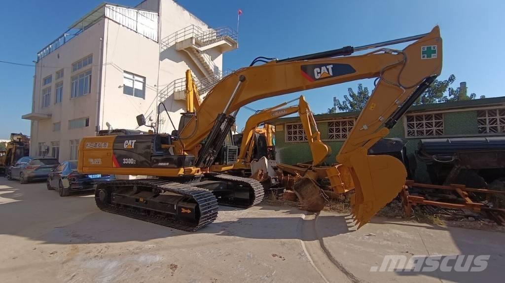 CAT 330 حفارات زحافة